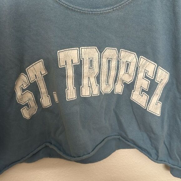 St Tropez Women’s Cropped Tee - Picture 2 of 4